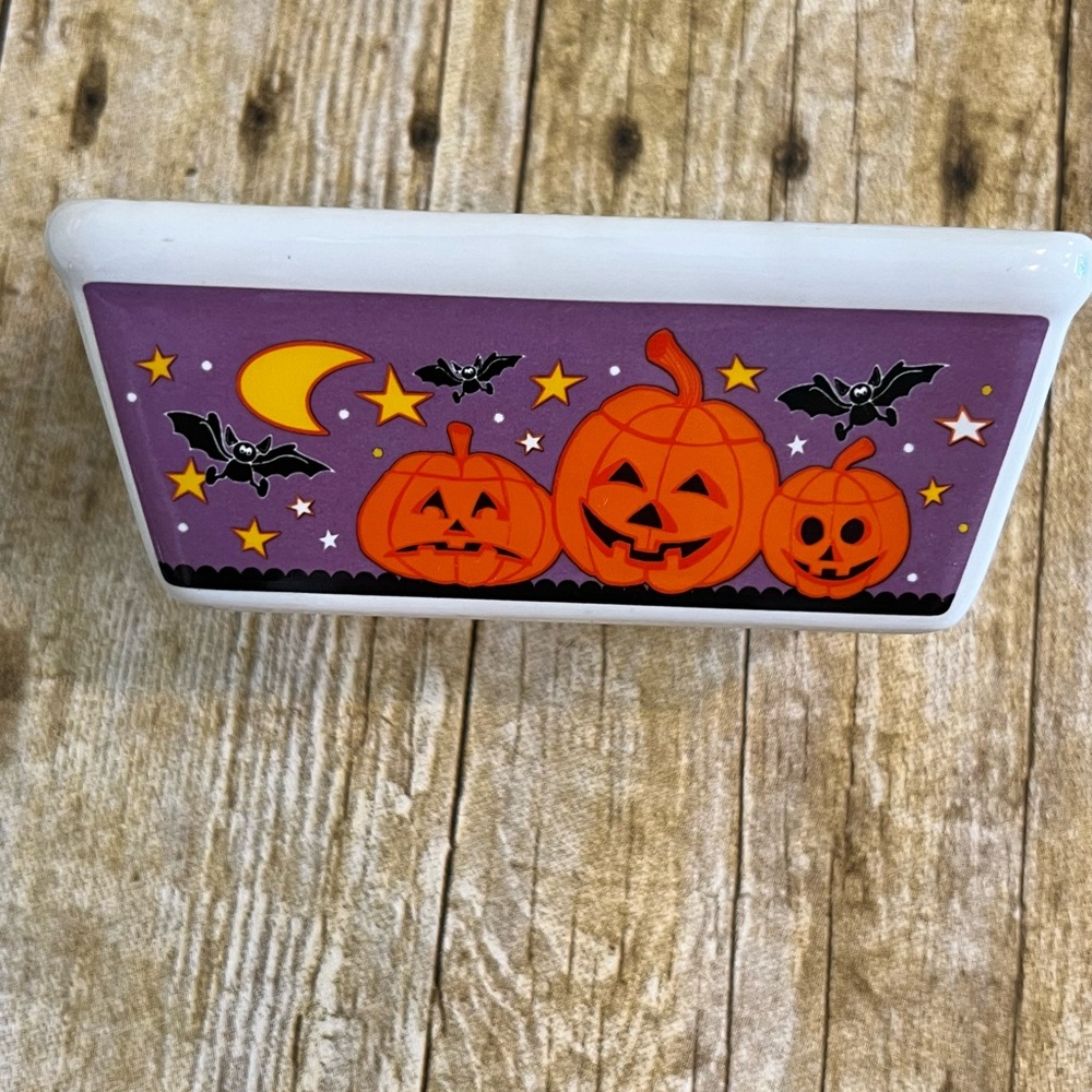 3 Halloween ceramic baking dishes